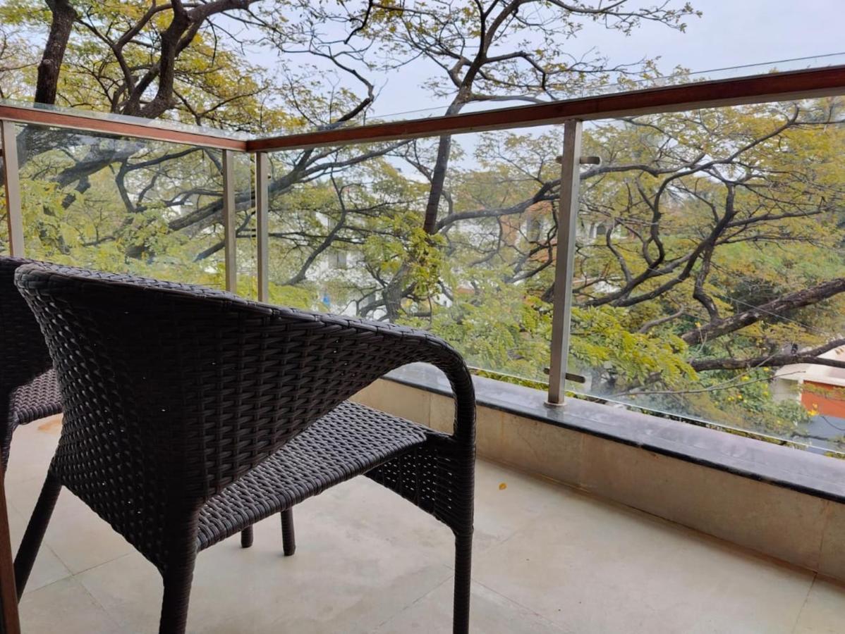 Tara Suites Premium Rooms In Central Indiranagar バンガロール エクステリア 写真